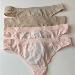 Lauren Ralph Lauren Assortment of Thong Panties 4 Pairs Size Medium / 6